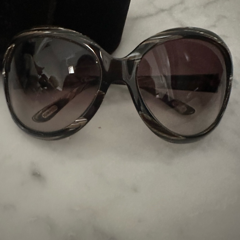 Tom Ford Marissa TF18 Sunglasses - Picture 2 of 7